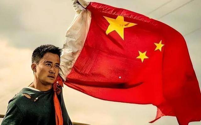 3年51岁吴京人财两空而他受邀观礼阅兵pg电子模拟器试玩破防了！假爱国风波(图7)